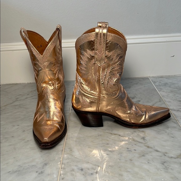 Maggie Metallic Rose Gold Boots - Picture 3 of 15
